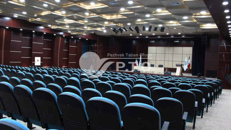 صندلی سالن آمفی تئاتر | دانشگاه سراسری نیشابور